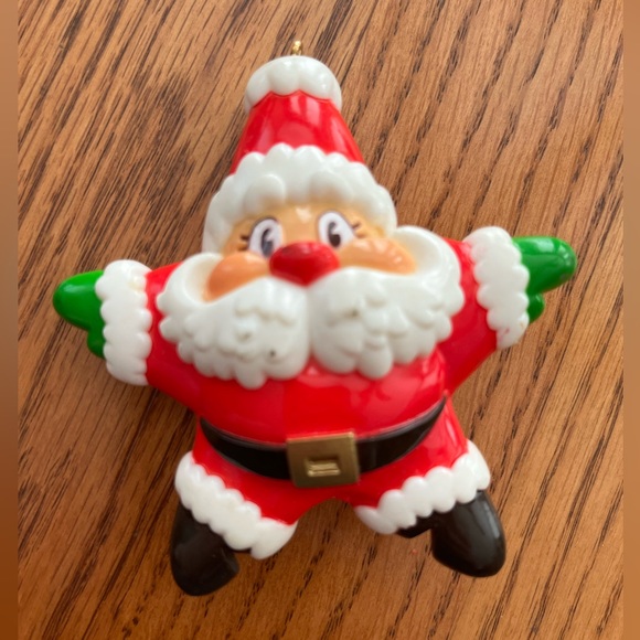 Bundle of 10 vintage Hallmark Keepsake Santa ornaments. - Picture 7 of 11